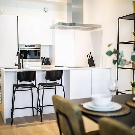 Amazing 1 Bedroom Serviced 53m2 -nb304a- Dom wakacyjny