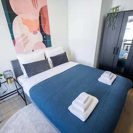 Holiday home Amazing 1 Bedroom Serviced 53m2 -nb304a-